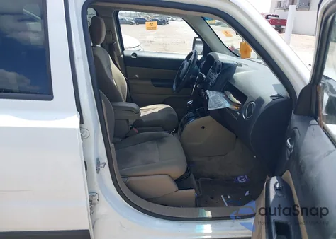 2017 Jeep Patriot Sport Fwd from USA, damaged, VIN 1C4NJPBAXHD145360